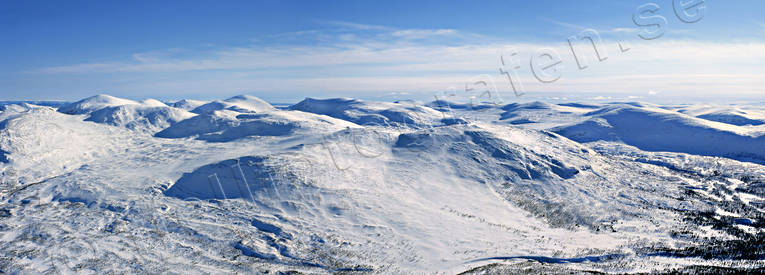 Anarisfjällen sett från Gröndalen Anaris, Anarisfjällen, drönarbilder, drönarfoto, fjäll, flygbild, flygbilder, Flygfoto, flygfoton, Gröndalen, Jämtland, Landskap, panorama, panoramabilder, vinter