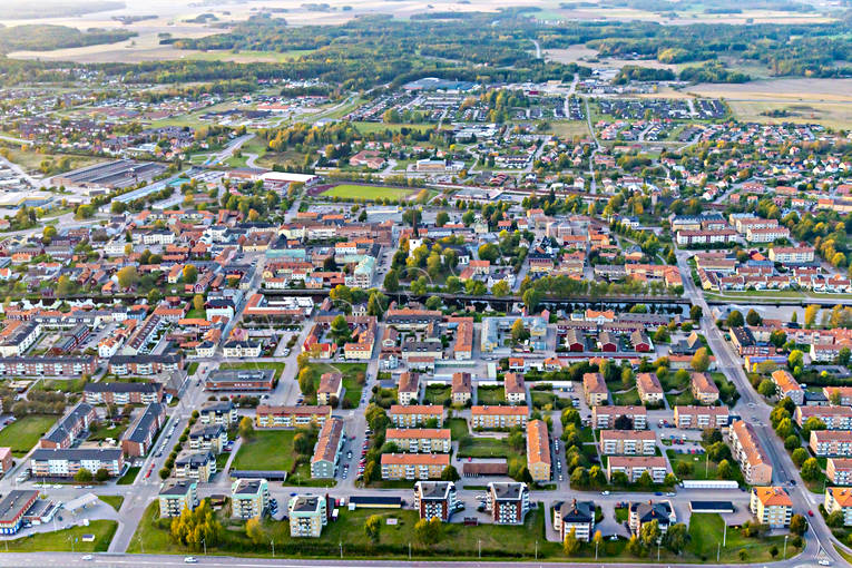 Arboga Flygfoto Arboga, drönarbilder, drönarfoto, flygbild, flygbilder, Flygfoto, flygfoton, kvällsljus, sommar, städer, Västmanland