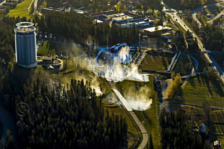 Arctura och Skidstadion Arctura, drönarbilder, drönarfoto, flygbild, flygbilder, Flygfoto, flygfoton, höst, Jämtland, Skidstadion, snökanoner, snötillverkning, städer, Östersund