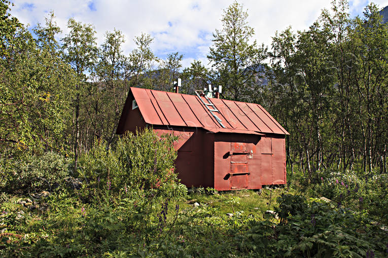 Axel Hambergs Skårkistugan i Rapadalen Sarek. Axel Hamberg, högfjäll, högfjällen, Landskap, Laponia, lappland, natur, Rapadalen, Rapaselet, sarek, Sarek nationalpark, Sarekfjäll, Skårkistugan, sommar
