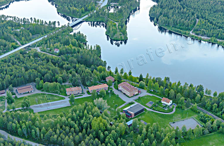 bckedal, drnarbilder, drnarfoto, flygbild, flygbilder, Flygfoto, flygfoton, folkhgsskola, Hrjedalen, Ljusnan, samhllen, sommar, Sveg