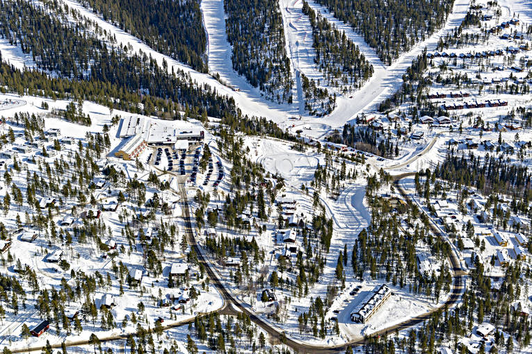 Björnrike Skidanläggning anläggningar, Björnrike, drönarbilder, drönarfoto, flygbild, flygbilder, Flygfoto, flygfoton, Härjedalen, skidanläggning, skidbackar, skidort, vinter