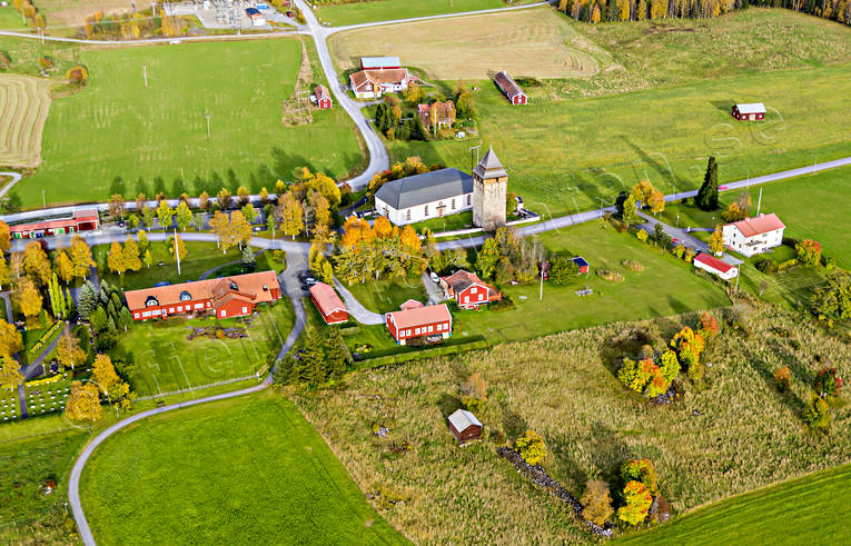 Brunflo kyrka och Kastal Brunflo, drönarbilder, drönarfoto, flygbild, flygbilder, Flygfoto, flygfoton, Jämtland, kastalen, kyrka, kyrkor, samhällen
