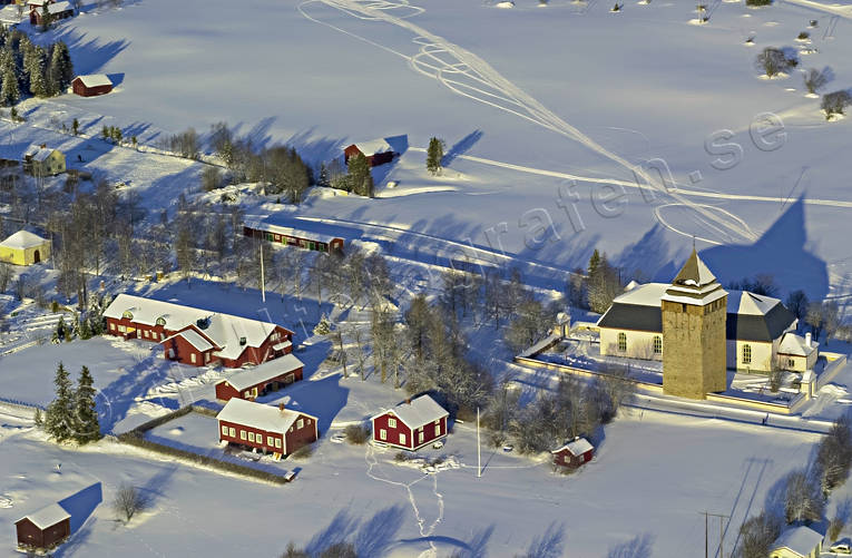 Brunflo kyrka och kastal anläggningar, Brunflo, byggnationer, drönarbilder, drönarfoto, flygbild, flygbilder, Flygfoto, flygfoton, Jämtland, kastal, kastalen, kyrka, kyrkor, samhällen