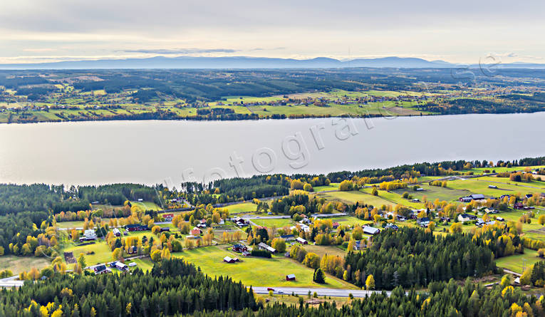 Brunflobygden och Brunfloviken Brunflo, Brunflobygden, Brunfloviken, drönarbilder, drönarfoto, flygbild, flygbilder, Flygfoto, flygfoton, höst, Jämtland, Landskap