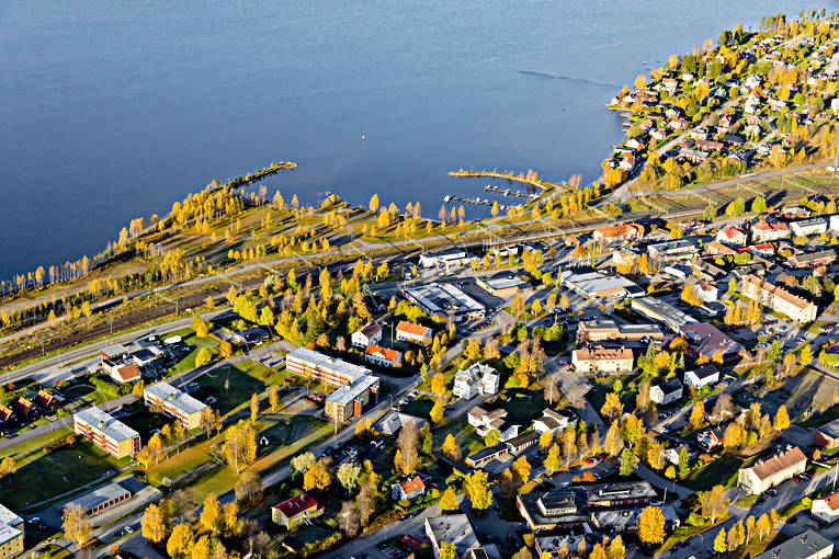 Bräcke Flygfoto Bräcke, drönarbilder, drönarfoto, flygbild, flygbilder, Flygfoto, flygfoton, höst, Jämtland, Revsundssjön, samhällen