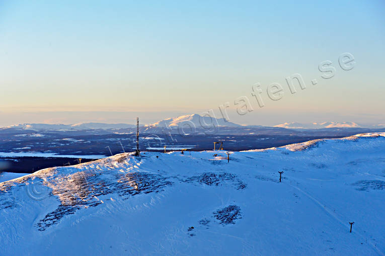 Bydalen Västerfjället mot Åreskutan Bydalen, drönarbilder, drönarfoto, flygbild, flygbilder, Flygfoto, flygfoton, Jämtland, Landskap, radiomast, skidlift, telefonmast, vinter, Västerfjället, Åreskutan