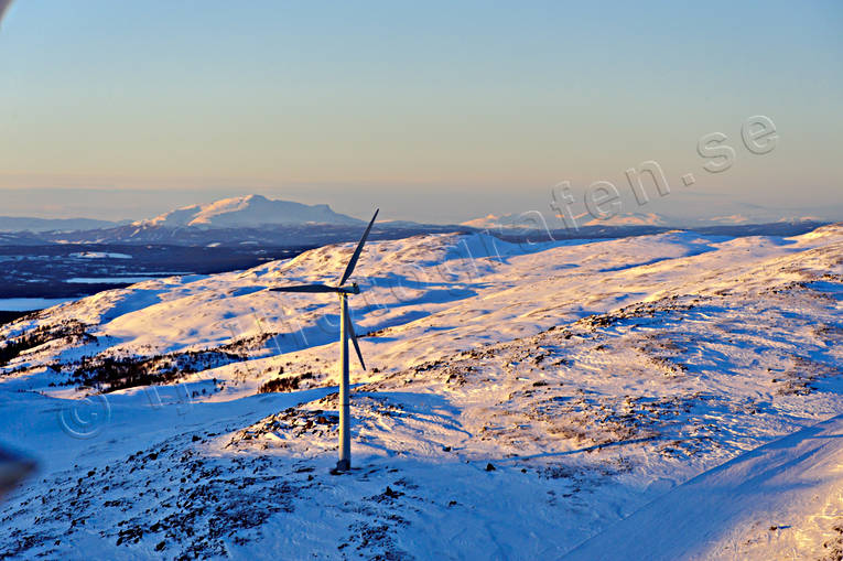 Bydalen Västerfjället mot Åreskutan Bydalen, drönarbilder, drönarfoto, flygbild, flygbilder, Flygfoto, flygfoton, Jämtland, Landskap, vindkraftverk, vindsnurra, vinter, Västerfjället, Åreskutan