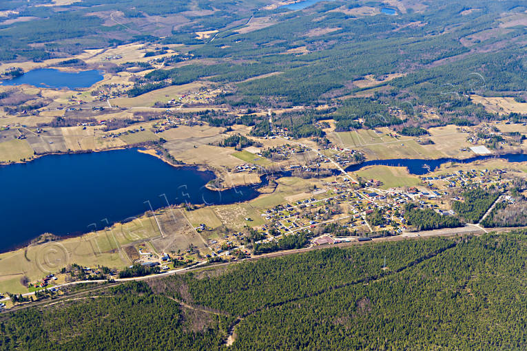 Böle Strömsholm Ljusdal Böle, drönarbilder, drönarfoto, flygbild, flygbilder, Flygfoto, flygfoton, Hälsingland, samhällen, Sillerboån, Strömsholm, Tallåsen, vår, Växnan