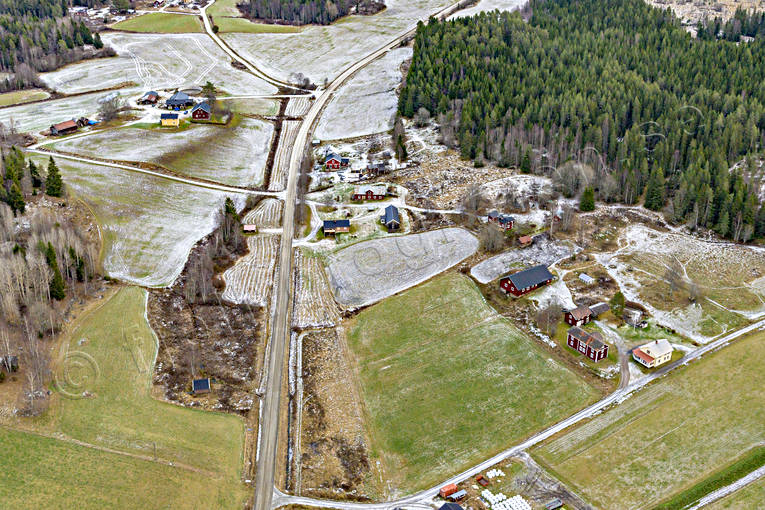 Börön vid Locknesjön Börön, drönarbilder, drönarfoto, flygbild, flygbilder, Flygfoto, flygfoton, gårdar, höst, Jämtland