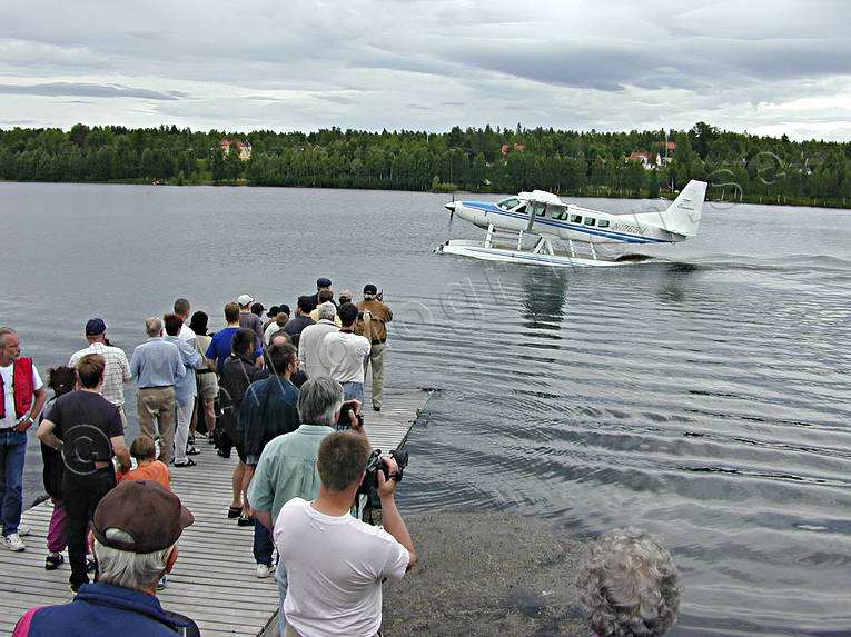 Cessna Caravan taxar vid Älvdalen Caravan, Cessna, flyg, kommunikationer, luftfart, sjöflyg, sjöflygplan, älvdalen