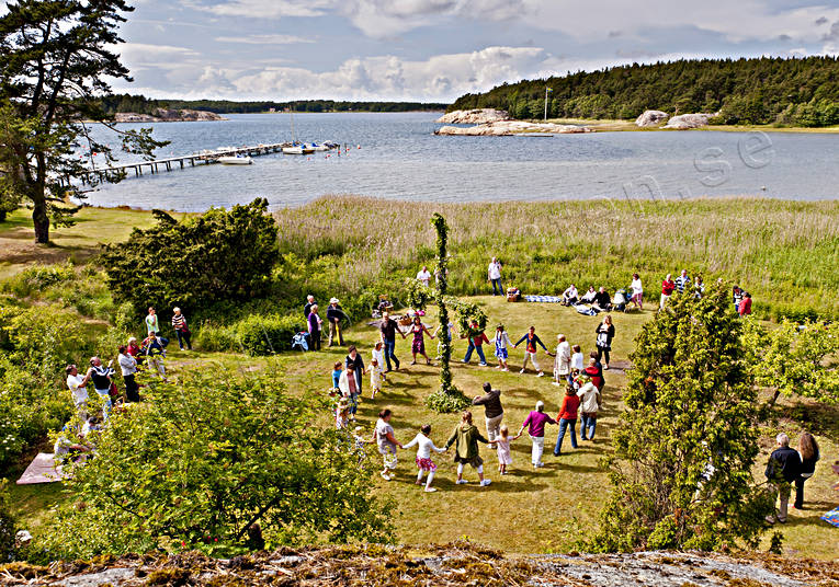Bohusln, dans, hav, kultur, kust, Landskap, lek, midsommar, midsommardans, midsommarstng, nutid, sommar, rstider