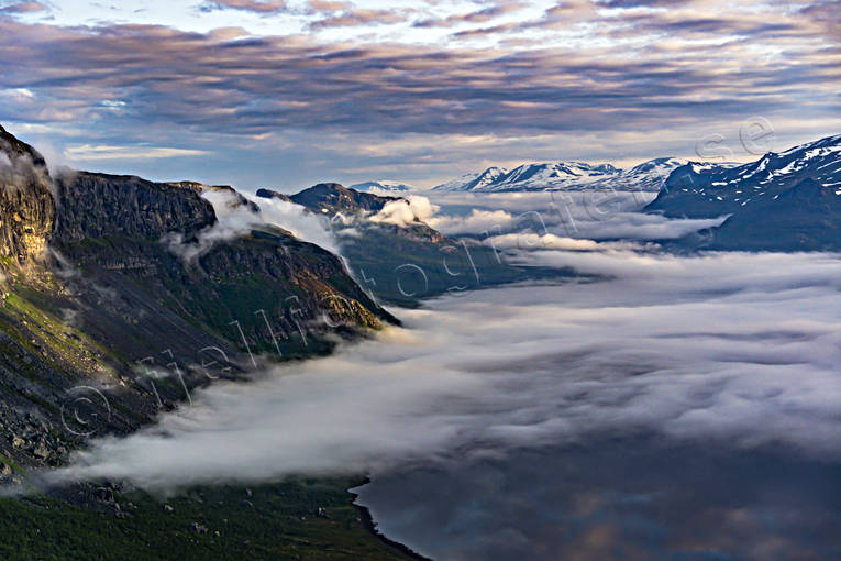 Dimma vid Saltoluokta dimma, drönarbild, drönarbilder, drönarfoto, flygbild, flygbilder, Flygfoto, flygfoton, Landskap, lappland, Lulep Gierkav, saltoluokta, sommar