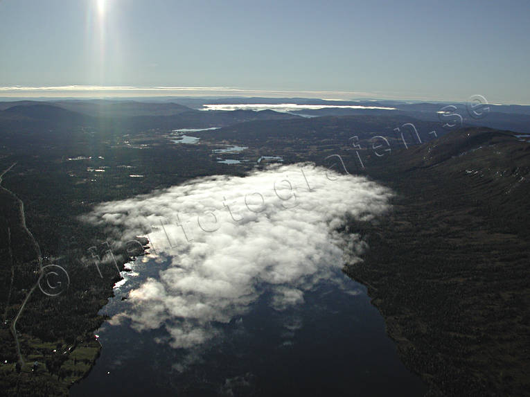 Dimma över Härbergsdalen dalgång, dimma, himlafenomen, himmel, Härbergsdalen, höst, lättande, moln, natur