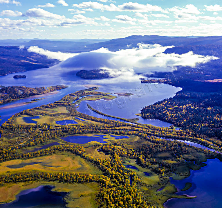 deltaland, dimma, dimsljor, drnarbilder, drnarfoto, flygbild, flygbilder, Flygfoto, flygfoton, hst, hstfrger, Killingholmen, Kvikkjokk, lappland, Saggat, Storholmen, Svenska Fjllen, Tarratno