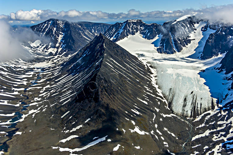 Drakryggen vid Kebnekaise Drakryggen, drönarbilder, drönarfoto, fjällbilder, FJÄLLEN, flygbild, flygbilder, Flygfoto, flygfoton, glaciär, Kebnekaise, Landskap, lappland, Rabots, sommar