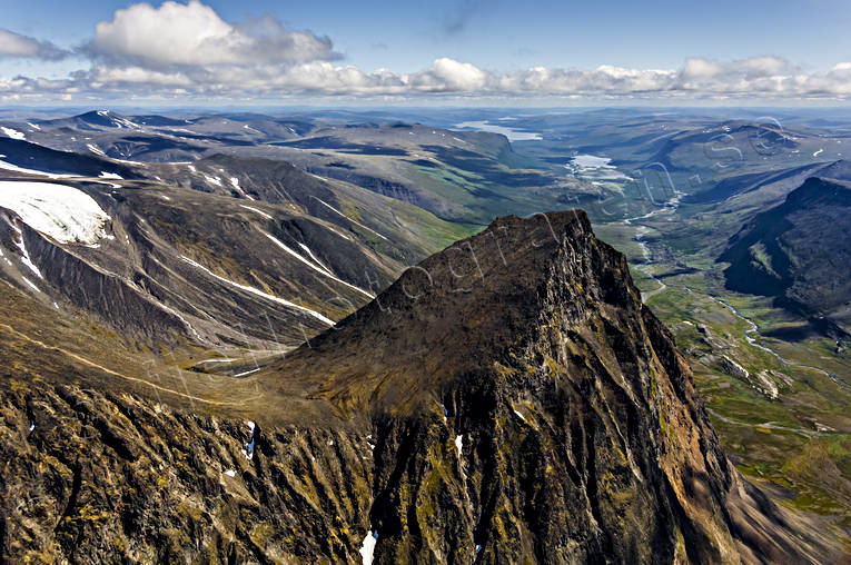 Duolbagorni och Laddjuvaggi drönarbilder, drönarfoto, Duolbagorni, fjällbilder, FJÄLLEN, flygbild, flygbilder, Flygfoto, flygfoton, Kebnekaise, Laddjuvaggi, Ladtjovagge, Landskap, lappland, sommar, Tolpagorni