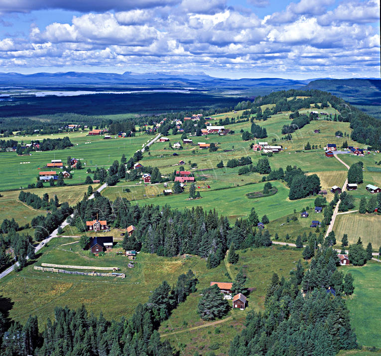 Duvberg Flygfoto Flygbilder byar, drönarbilder, drönarfoto, Duvberg, flygbild, flygbilder, Flygfoto, flygfoton, Härjedalen, idyller, Landskap, samhällen, sommar