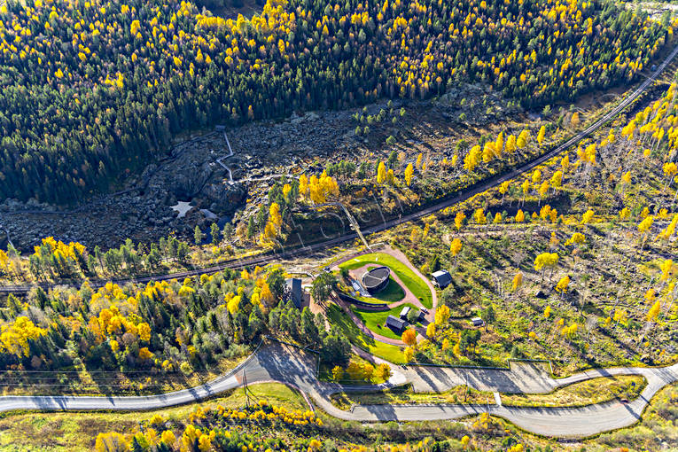 Döda fallet Flygfoto drönarbilder, drönarfoto, Döda fallet, dödafallet, flygbild, flygbilder, Flygfoto, flygfoton, Gedungsen, höst, Indalsälven, Jämtland, Landskap, Sevärdheter, Vildhussen
