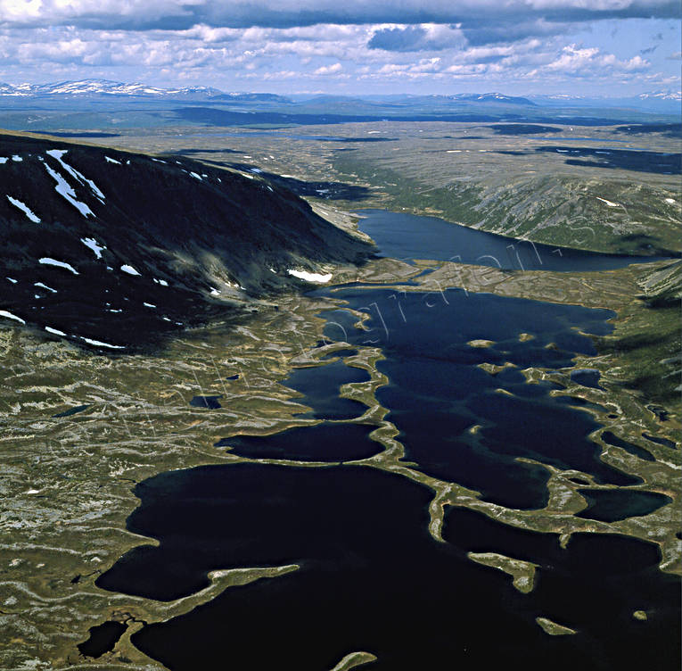 Dörrsjöarna i Oviksfjällen drönarbilder, drönarfoto, Dörrsjöarna, fjäll, fjällsjö, flygbild, flygbilder, Flygfoto, flygfoton, Jämtland, Landskap, sommar, Svenska Fjällen