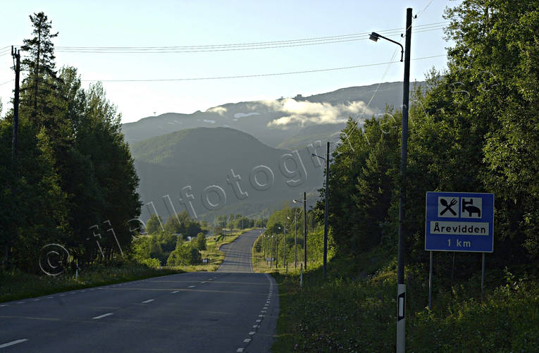 E14 mot Åre fjällväg, Jämtland, Landskap, sommar, väg, Åre, Åreskutan, årevidden
