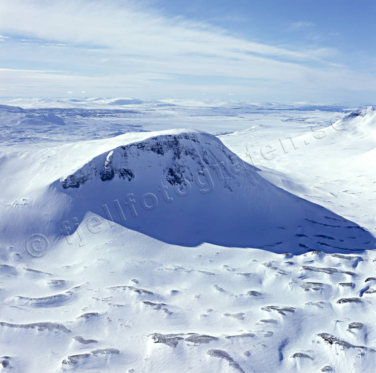 Ekorrhammaren drönarbilder, drönarfoto, Ekorrhammaren, Ekorrpasset, fjäll, flygbild, flygbilder, Flygfoto, flygfoton, Jämtland, kamesbildningar, Landskap, sylarna, vinter