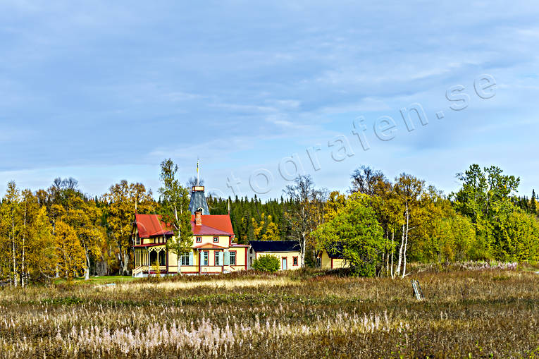 Engelska Villan Bodsjön anläggningar, Bodsjön, byggnader, Engelska villan, gul, gårdar, herrgård, hus, höst, höstfärger, jaktslott, Jämtland, Landskap, slott