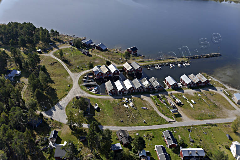 Fiskeläge Hårte båthus, drönarbilder, drönarfoto, flygbild, flygbilder, Flygfoto, flygfoton, Hårte, Hälsingland, idyll, Jättendal, Landskap, samhällen, sommar, stugor