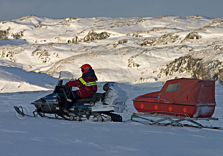 fjll, fjllet, fjllrddare, fjllrddning, kommunkation, kommunkiationer, landfart, motor, skoter, snskoter, vinter, ventyr