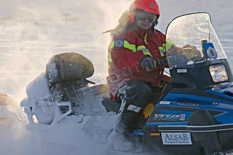 fjll, fjllet, fjllrddare, fjllrddning, kommunkation, kommunkiationer, landfart, motor, skoter, snskoter, vinter, ventyr