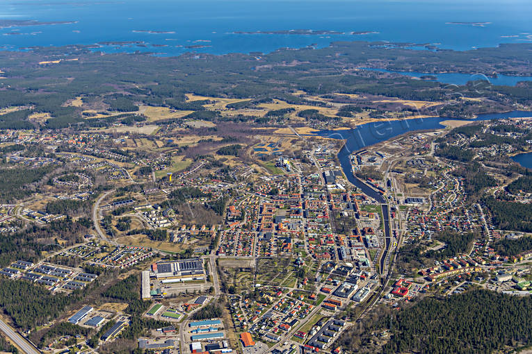 Flygbild Söderhamn Centrum centrum, drönarbilder, drönarfoto, flygbild, flygbilder, Flygfoto, flygfoton, havet, Hälsingland, Inre hamnen, samhällen, städer, Söderhamn, Söderhamnsfjärden, vår, Västra Berget
