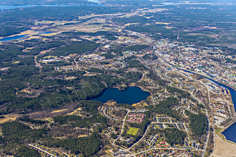 Flygbild Söderhamn Färssjön drönarbilder, drönarfoto, flygbild, flygbilder, Flygfoto, flygfoton, Färssjön, Hälsingland, samhällen, städer, Söderala, Söderhamn, vår