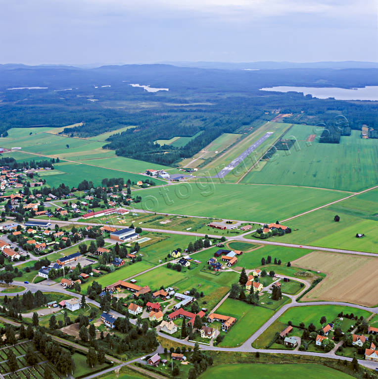 Flygbild över Dala-järna bebyggelse, Dala-Järna, Dalarna, drönarbilder, drönarfoto, flygbild, flygbilder, Flygfoto, flygfoton, Landskap, samhällen, sommar
