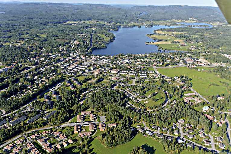 Flygbild över Delsbo Dellen, Delsbo, drönarbilder, drönarfoto, flygbild, flygbilder, Flygfoto, flygfoton, Hälsingland, Landskap, samhällen, sommar