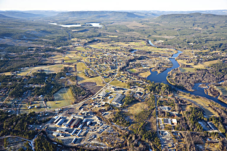 Flygbild över Hede drönarbilder, drönarfoto, flygbild, flygbilder, Flygfoto, flygfoton, Hede, Härjedalen, höst, samhällen