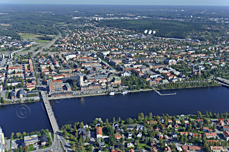 Flygbild över Umeå drönarbilder, drönarfoto, flygbild, flygbilder, Flygfoto, flygfoton, höst, städer, Umeå, Västerbotten