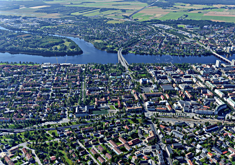 Flygbild över Umeå drönarbilder, drönarfoto, flygbild, flygbilder, Flygfoto, flygfoton, höst, städer, Umeå, Västerbotten