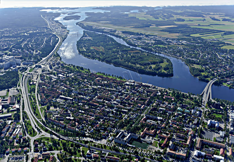 Flygbild över Umeå drönarbilder, drönarfoto, flygbild, flygbilder, Flygfoto, flygfoton, höst, städer, Umeå, Västerbotten