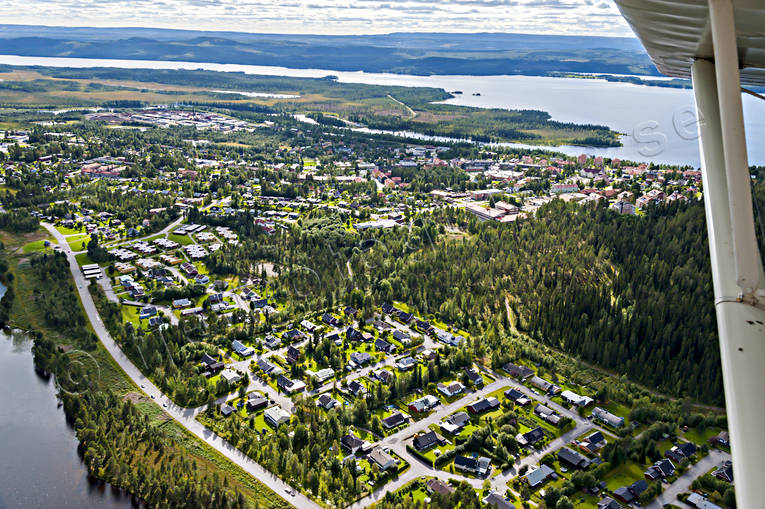 Flygbild över Vilhelmina drönarbilder, drönarfoto, flygbild, flygbilder, Flygfoto, flygfoton, lappland, samhällen, sommar, Vilhelmina