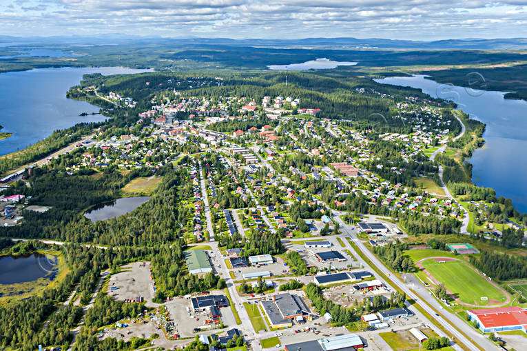 Flygbild över Vilhelmina drönarbilder, drönarfoto, flygbild, flygbilder, Flygfoto, flygfoton, lappland, samhällen, sommar, Vilhelmina