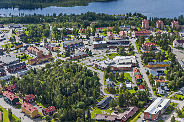 Flygbild över Vilhelmina drönarbilder, drönarfoto, flygbild, flygbilder, Flygfoto, flygfoton, lappland, samhällen, sommar, Vilhelmina