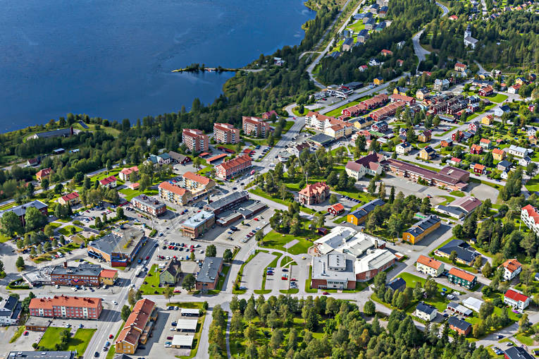 Flygbild över Vilhelmina drönarbilder, drönarfoto, flygbild, flygbilder, Flygfoto, flygfoton, lappland, samhällen, sommar, Vilhelmina