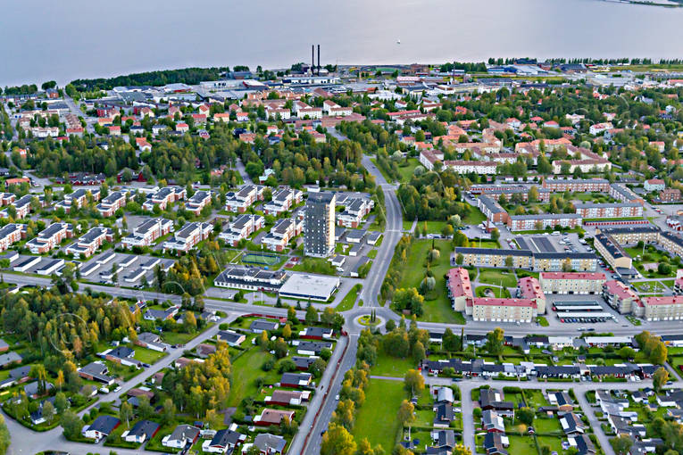 drnarbild, drnarbilder, drnarfoto, flygbild, flygbilder, Flygfoto, flygfoton, hghus, Jmtland, Marielund, sommar, stder, stersund