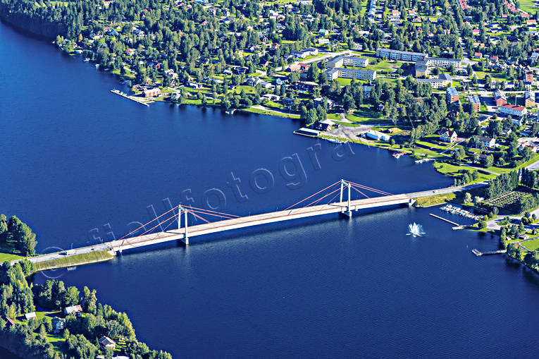 Flygfoto Strömsund bro, drönarbilder, drönarfoto, flygbild, flygbilder, Flygfoto, flygfoton, Jämtland, samhällen, sommar, Ströms Vattudal, Strömsund, Strömsundsbron, Vattudalen