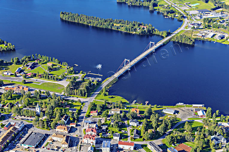 Flygfoto Strömsund bro, drönarbilder, drönarfoto, flygbild, flygbilder, Flygfoto, flygfoton, Jämtland, samhällen, sommar, Ströms Vattudal, Strömsund, Strömsundsbron, Vattudalen