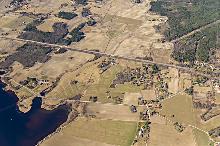 Flygfoto Vaxsjö Arbrå Arbrå, drönarbilder, drönarfoto, flygbild, flygbilder, Flygfoto, flygfoton, Hälsingland, Lottefors, samhällen, Vaxsjö, vår