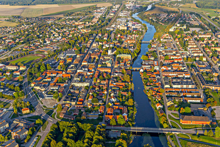 Arboga, Arbogan, drnarbilder, drnarfoto, flygbild, flygbilder, Flygfoto, flygfoton, Heliga Trefaldighet, kvllsljus, kyrka, kyrkor, stder, Vstmanland