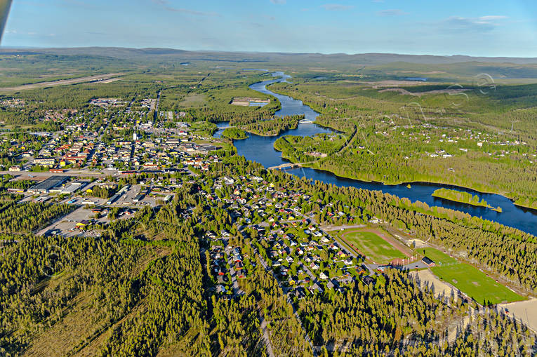 drnarbilder, drnarfoto, flygbild, flygbilder, Flygfoto, flygfoton, Hrjedalen, Ljusnan, samhllen, sommar, Sveg