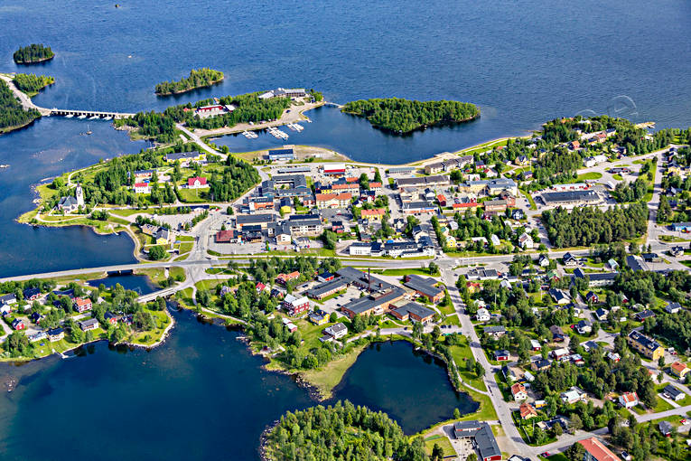 Flygfoto över Arjeplog Arjeplog, Arjepluovve, drönarbild, drönarbilder, drönarfoto, flygbild, flygbilder, Flygfoto, flygfoton, Kraja, lappland, samhällen