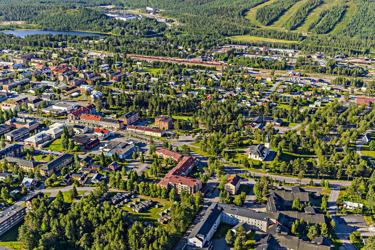 Flygfoto över Arvidsjaur Arvidsjaur, drönarbilder, drönarfoto, flygbild, flygbilder, Flygfoto, flygfoton, kyrka, kyrkor, lappland, samhällen, sommar